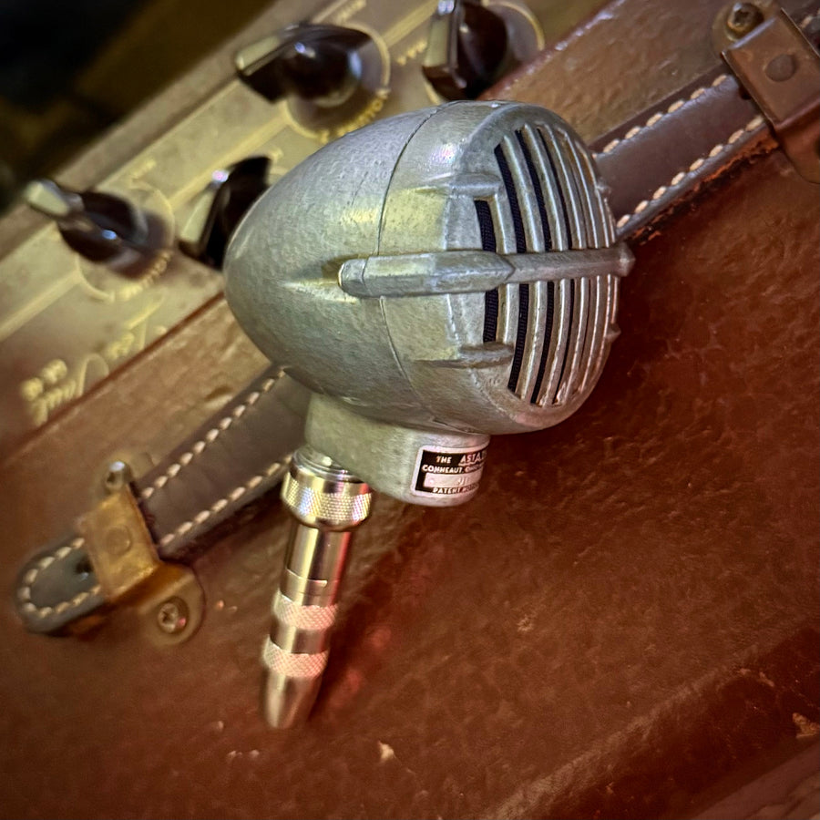 vm1687 - Astatic JT-30, all grey, NOS Ceramic