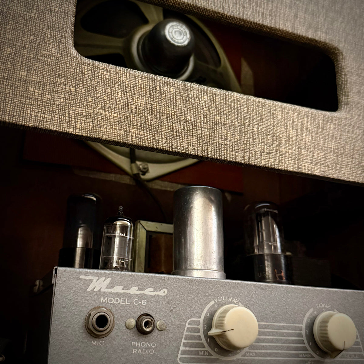 VMA1169 - Masco C-6 Amp, 1x8" speaker
