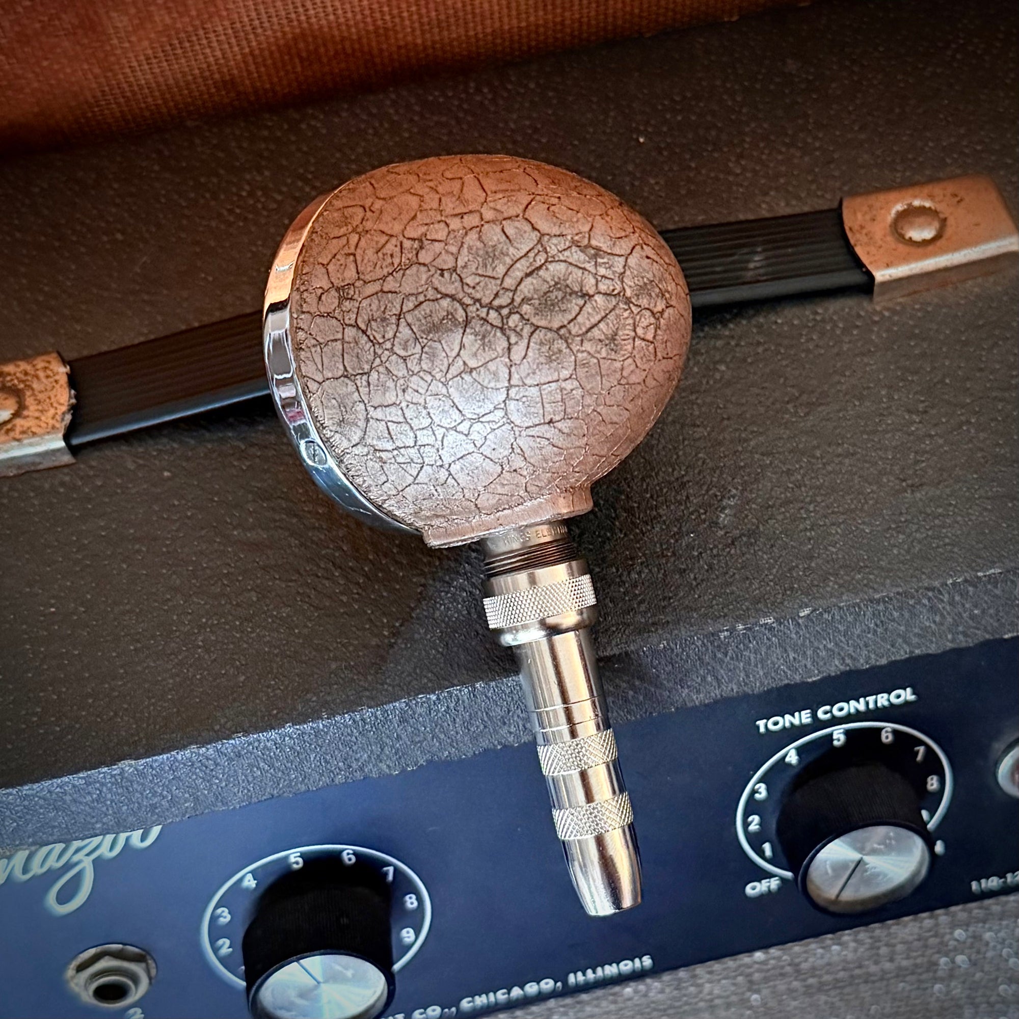 vm1723 - European Bullet, Vintage Crystal