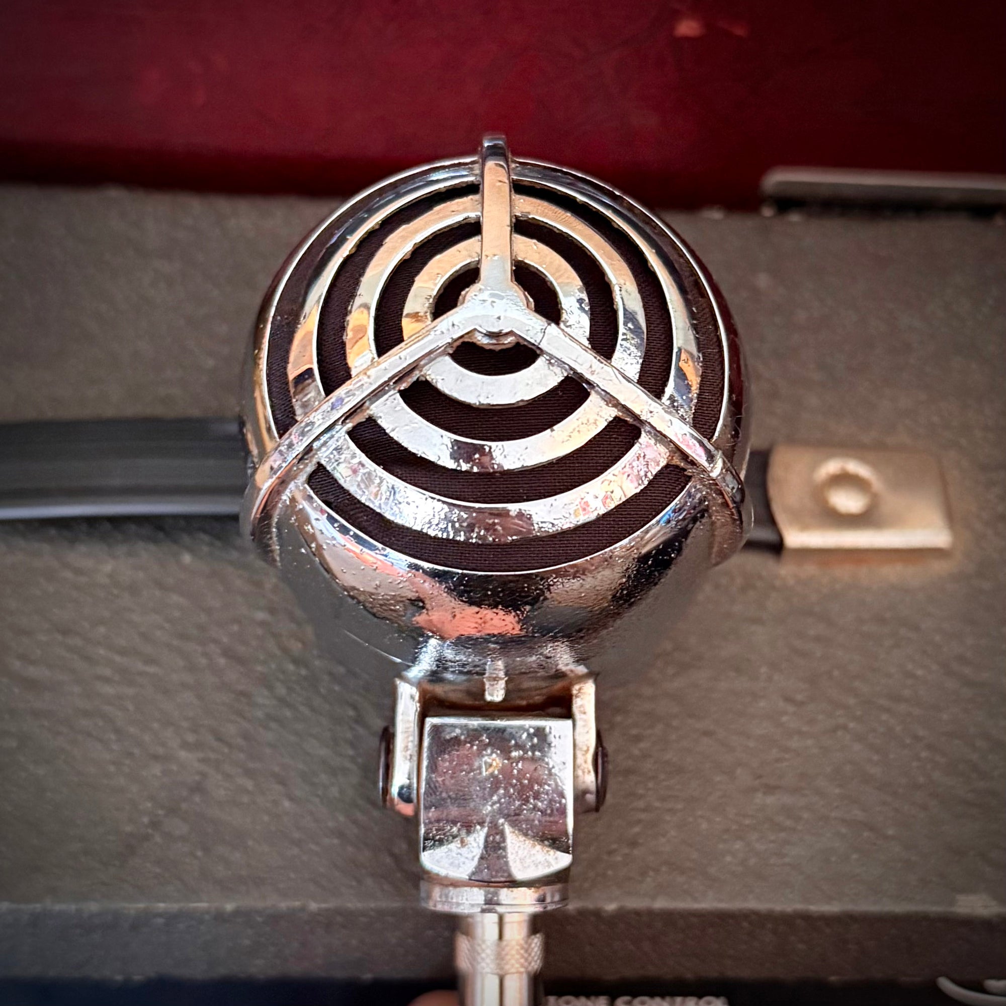 vm1728 - RARE American C7, Vintage Brush Crystal