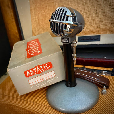 vm1746 - Astatic JT-30 in box, Brush Crystal