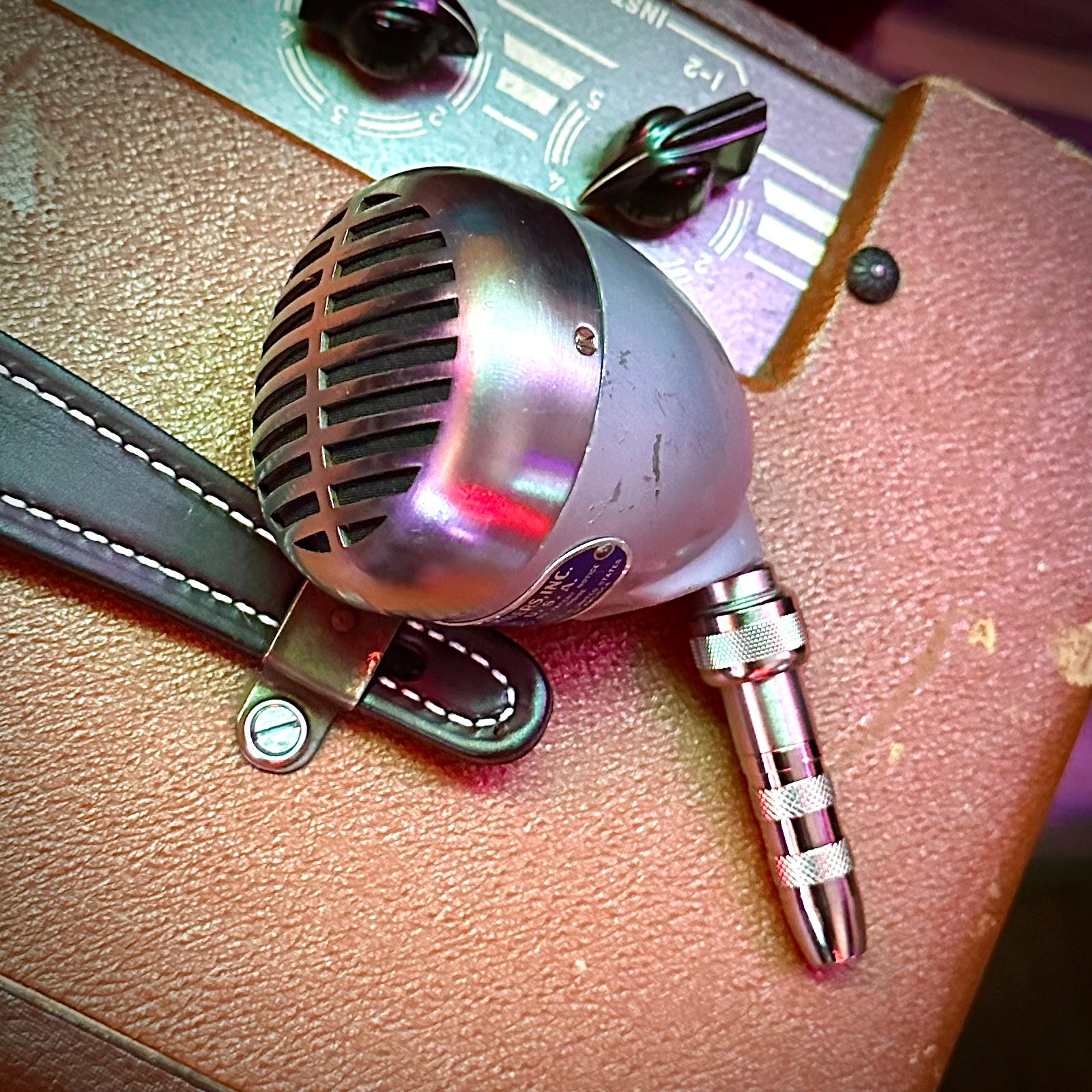 vm1759 - Shure 707A, Brush Crystal