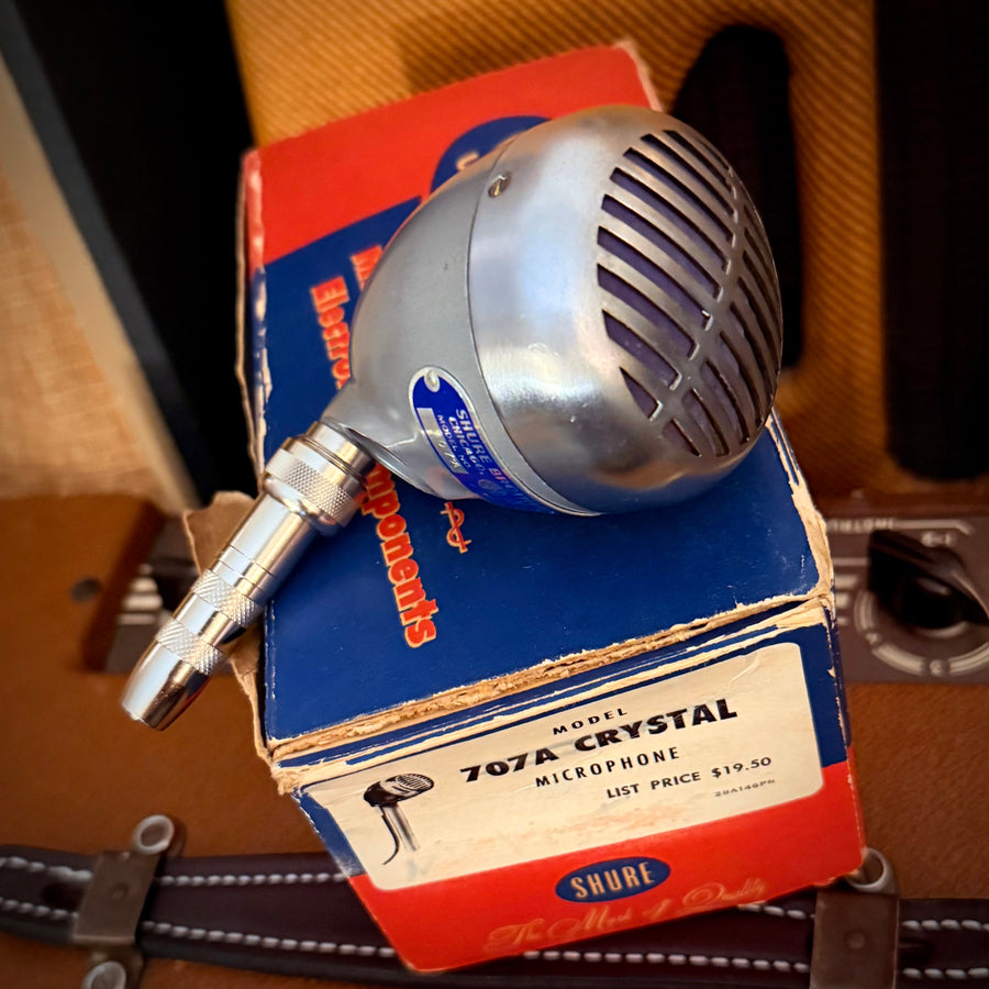 vm1771 - Shure 707A in box, Brush Crystal