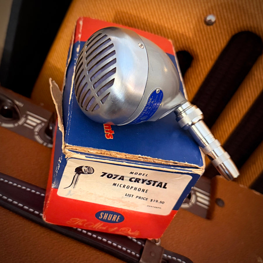 vm1771 - Shure 707A in box, Brush Crystal