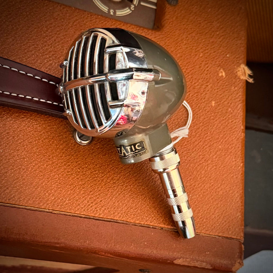 vm1777 - 1942 Astatic JT-30 with decal, Hot 101 Crystal