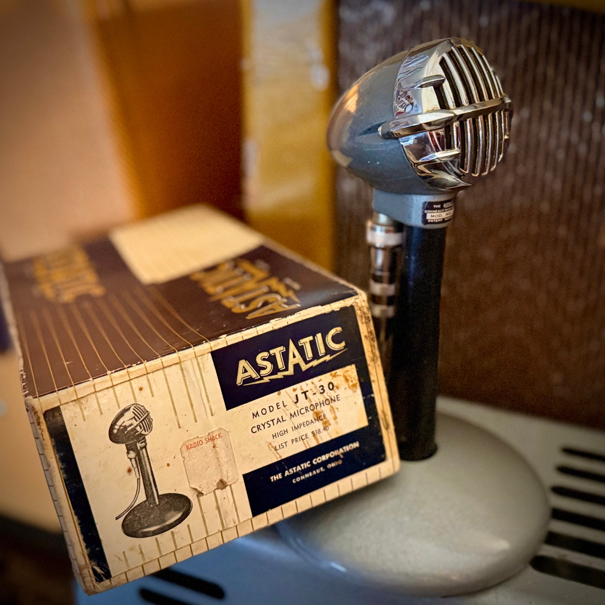 vm1792 - Astatic JT-30 in box, Vintage Crystal