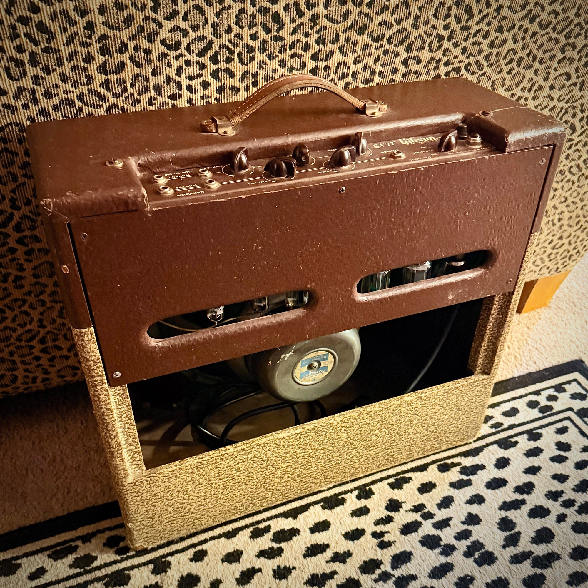 VMA1152 - RARE 1954 Gibson GA-77 Amp, 1x15" speaker