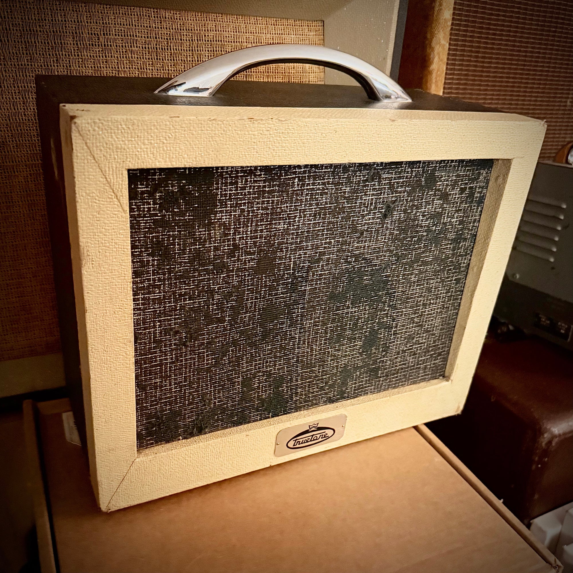 VMA1175 - Kay 503 Amp, 1x8" speaker