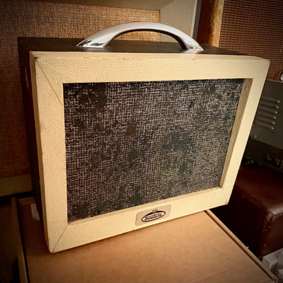 VMA1175 - Kay 503 Amp, 1x8" speaker