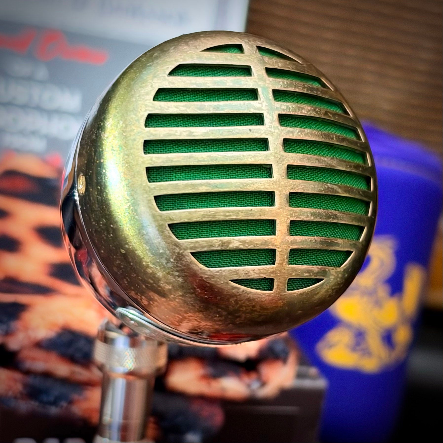 VMC1080 - Custom Chrome Shure CR41, black label CR