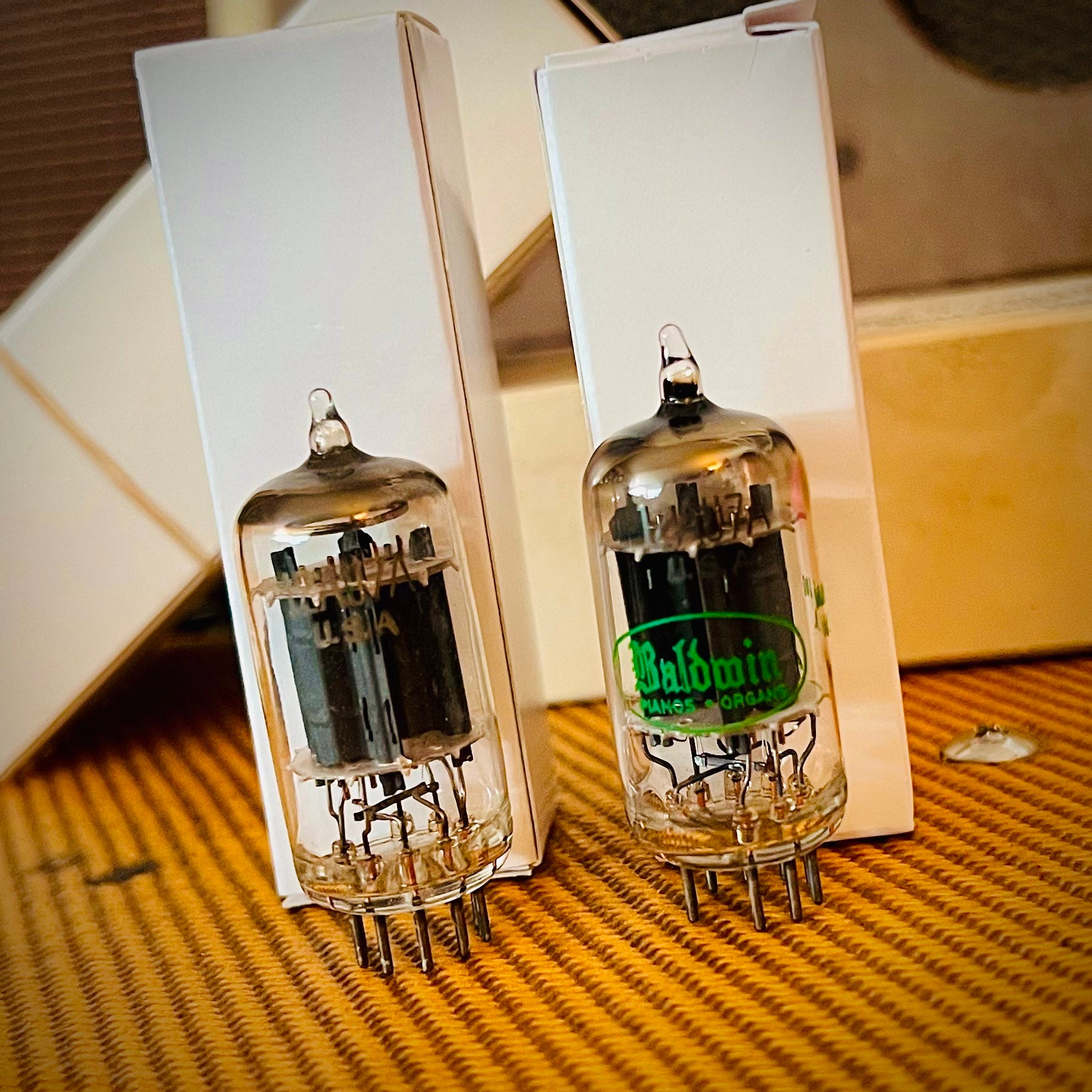 Excellent Vintage 6189 / 12AU7 Preamp Tubes - Sylvania