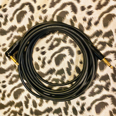 18' Mogami GOLD instrument cable (straight-angle)